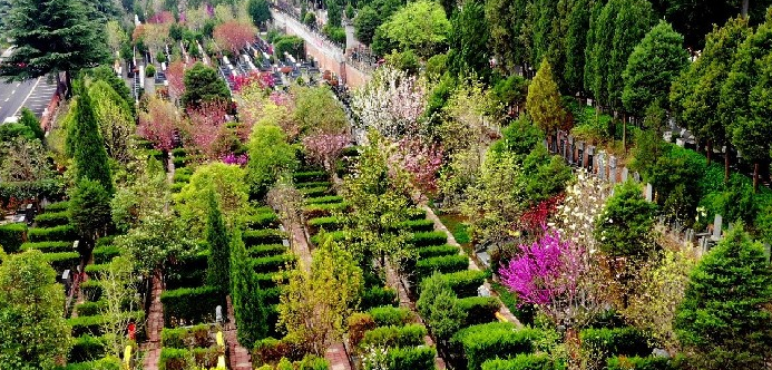 西安棗園山墓園可乘坐路、路、路等公交車抵達(dá)